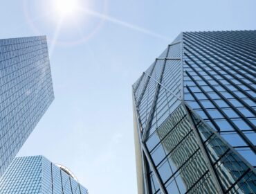 Anonim Şirketlerde Avukat Bulundurma Zorunluluğunun Önemi